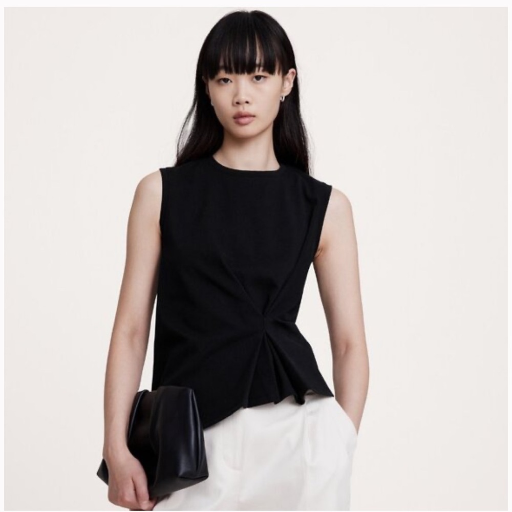 NWT Banana Republic Black Sleeveless Top Sz Large